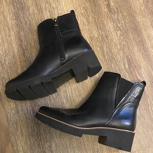Naturalizer womens Darry-bootie Water-repellent  9W